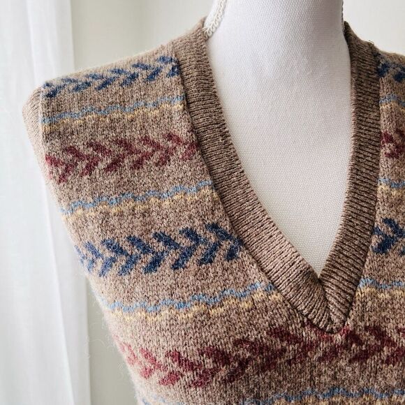 Vintage Jantzen Brown Striped Wool Blend Stretchy Sweater Vest Made in USA Large - Picture 2 of 6
